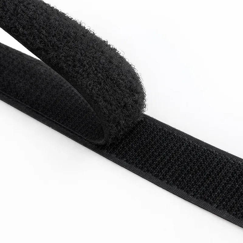 Boîte 10 m de bande adhésives VELCRO® noir - crochet + boucle