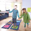 Parcours sensoriel de plaques tactiles géantes