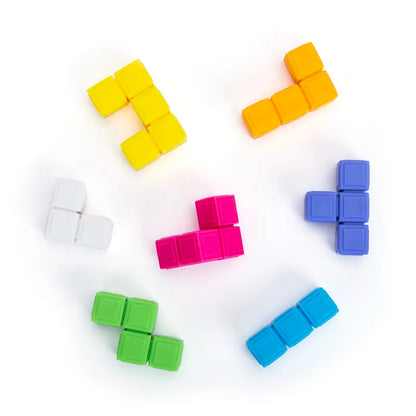 Les 7 pièces de construction 3D du puzzle logique Kanoodle Shape Escape