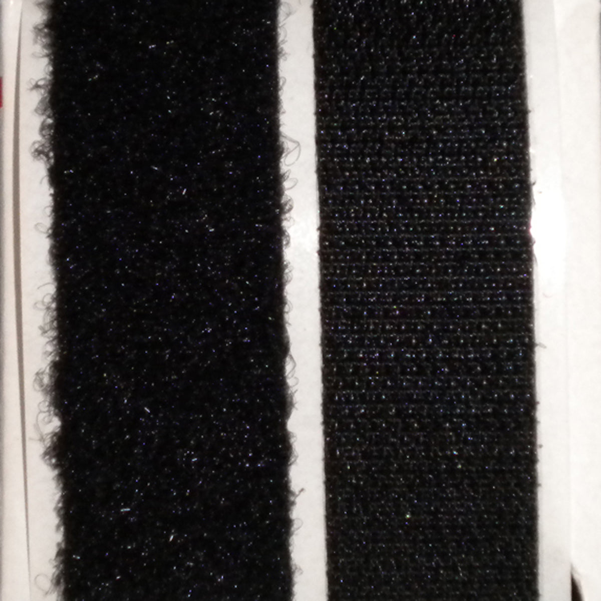 Boîte de 10 mètres de bande adhésives Velcro® noir - crochet + boucle