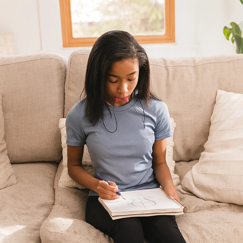 Pendentif chevron ARK à mâcher